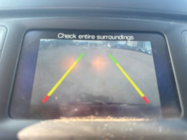 Used 2015 Chrysler 200 Limited w/ Convenience Group image 3