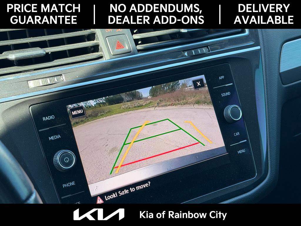 Used 2020 Volkswagen Tiguan SE image 32