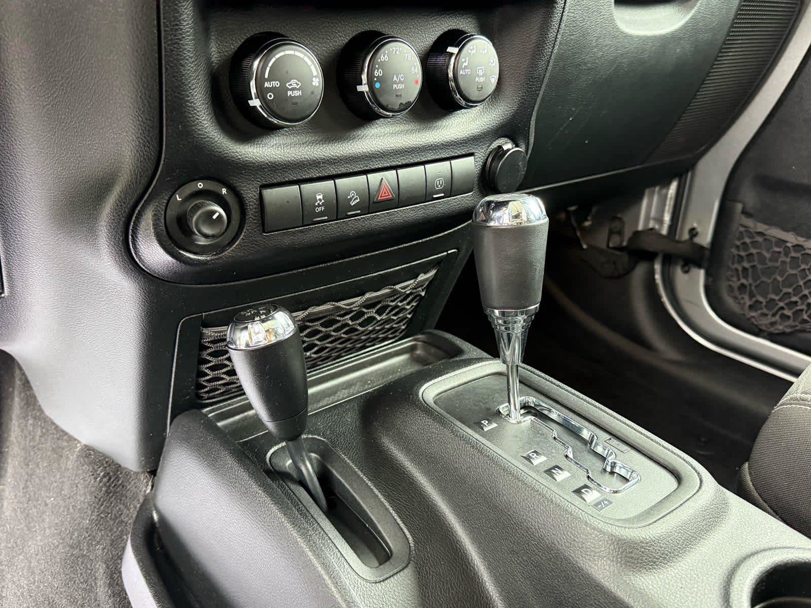 Used 2014 Jeep Wrangler Unlimited Sahara w/ Max Tow Package AWD/4WD image 18