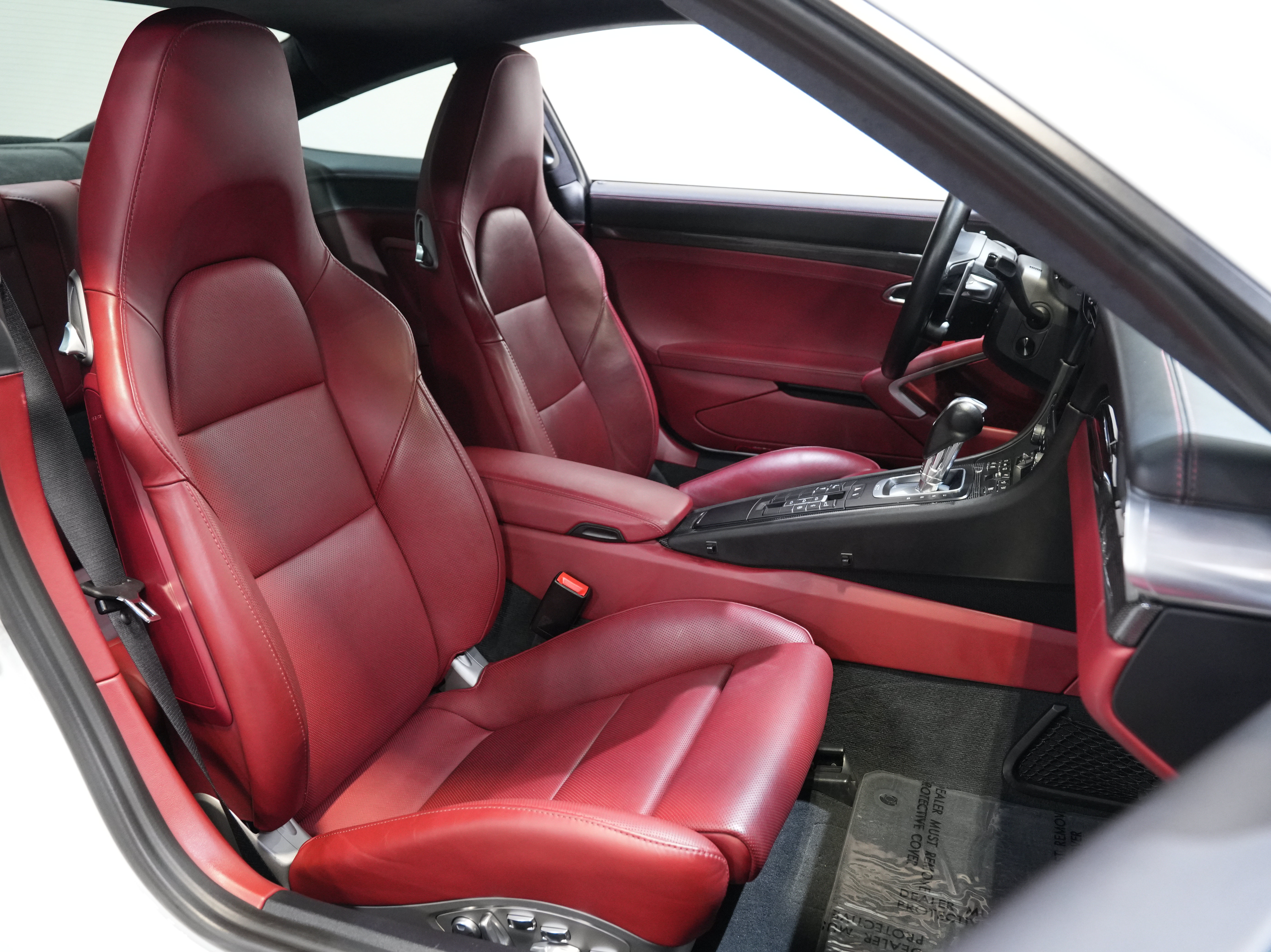 Used 2018 Porsche 911 Turbo S AWD/4WD image 29