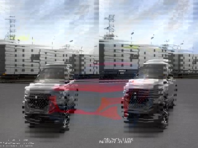 New 2025 Lincoln Nautilus Premier image 2