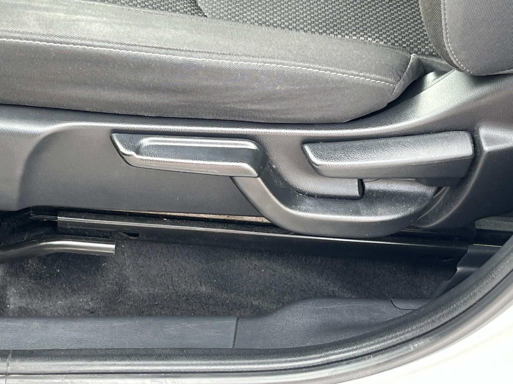 Used 2021 Honda HR-V Sport image 11