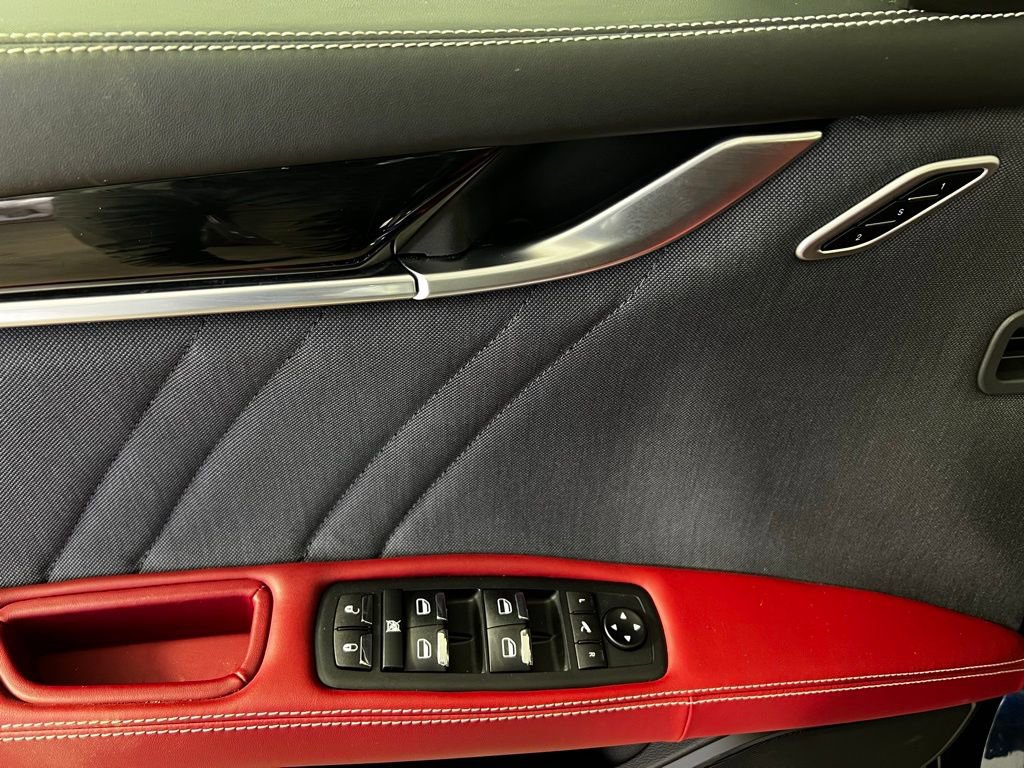 Used 2021 Maserati Ghibli S GranLusso image 30