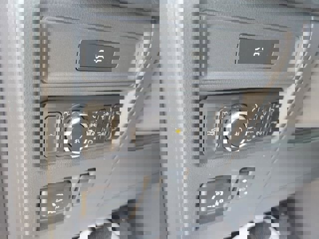 New 2026 Ford F150 Platinum image 9