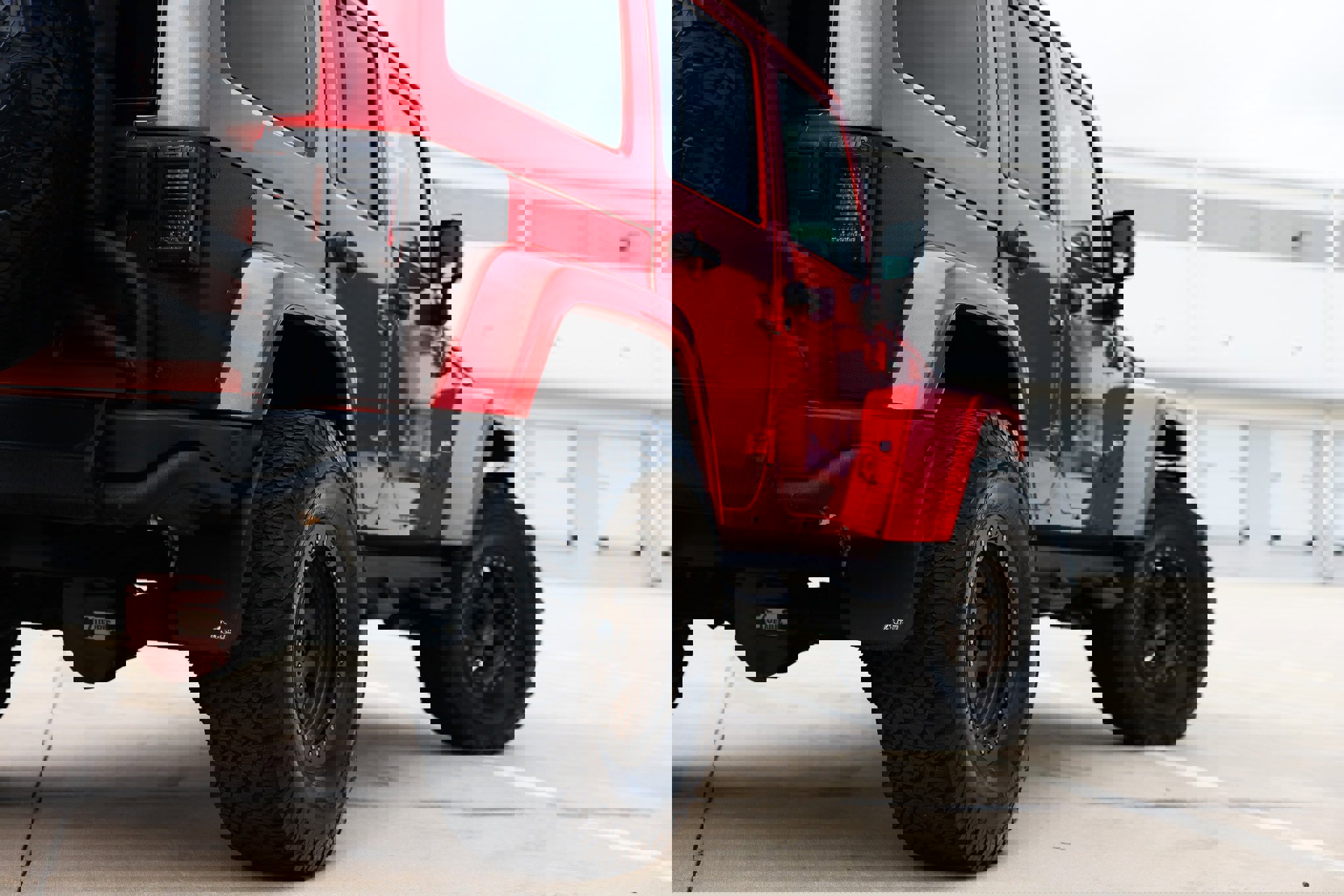 Used 2016 Jeep Wrangler Unlimited Rubicon w/ Connectivity Group image 74