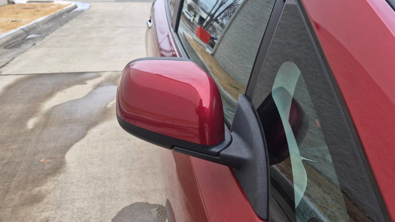 Used 2014 Nissan Leaf S image 32