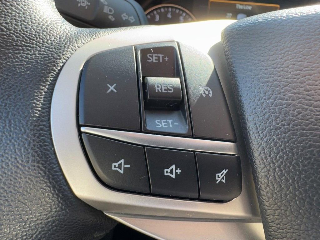 Used 2023 Ford Explorer XLT w/ Class IV Trailer Tow Package image 17