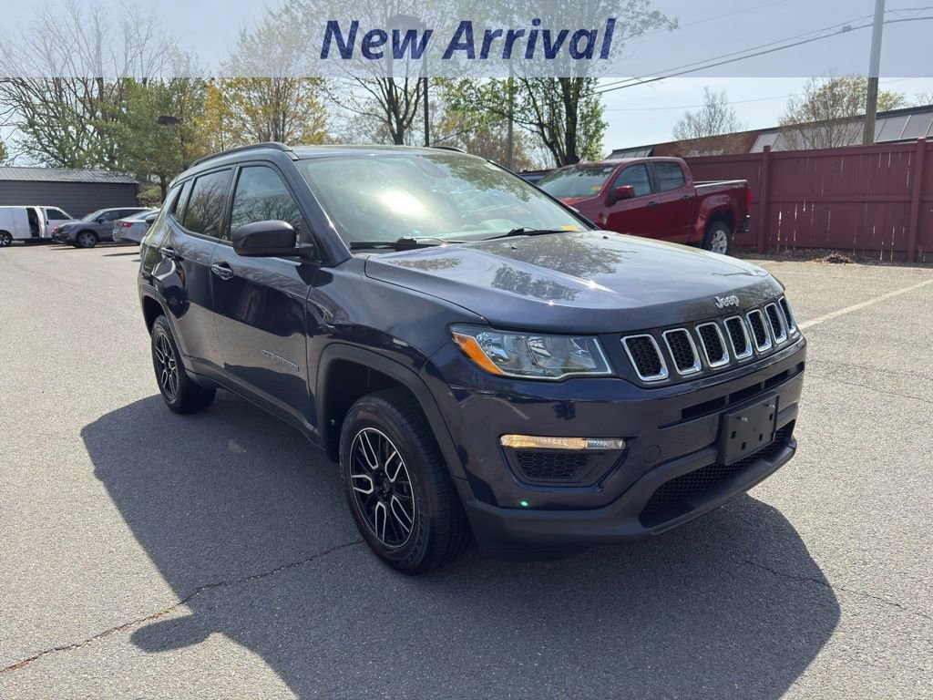 Used 2018 Jeep Compass Sport w/ Tech Group image 2