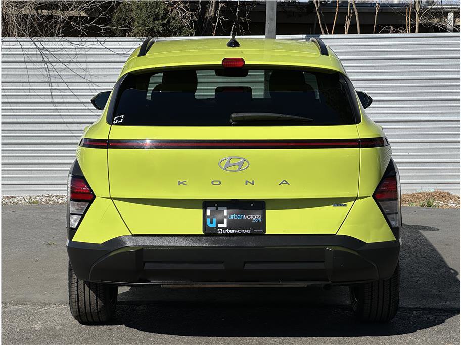 Used 2024 Hyundai Kona SEL image 11