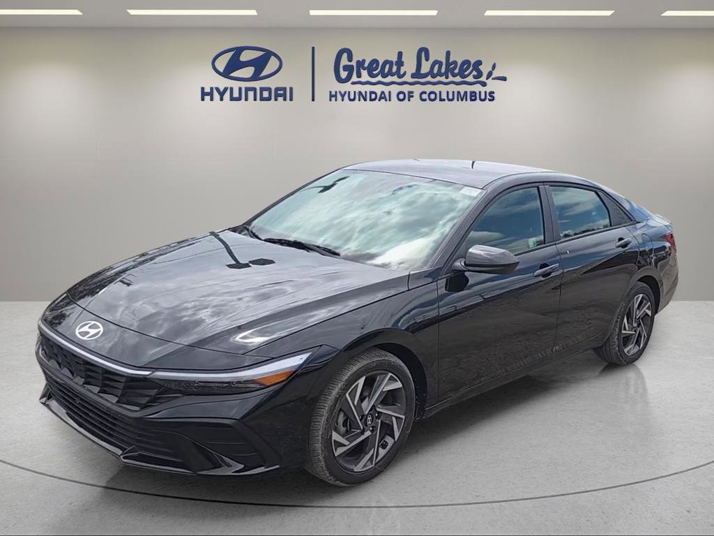 Certified 2025 Hyundai Elantra Sport FWD image 1