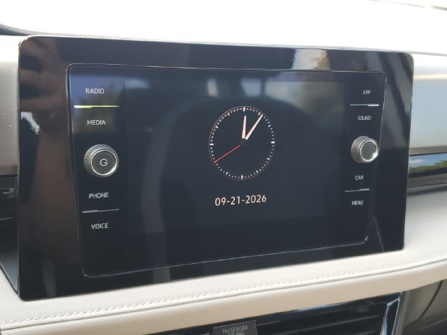 New 2027 Volkswagen Taos S FWD image 32