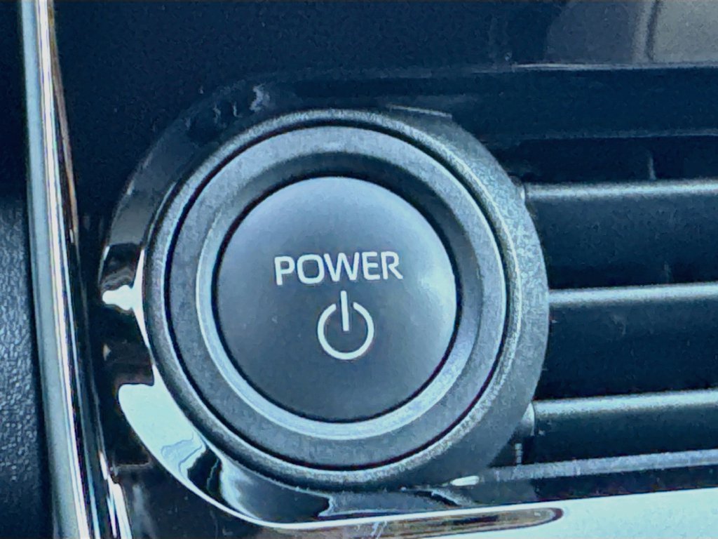 Certified 2023 Subaru Solterra AWD image 21