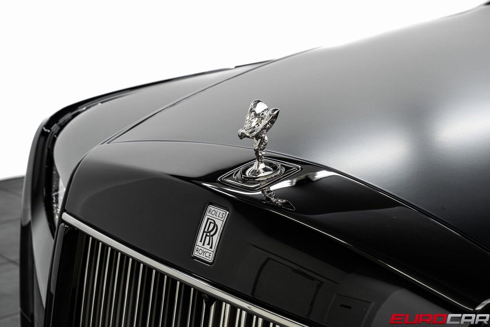 Used 2024 Rolls-Royce Phantom Sedan image 11