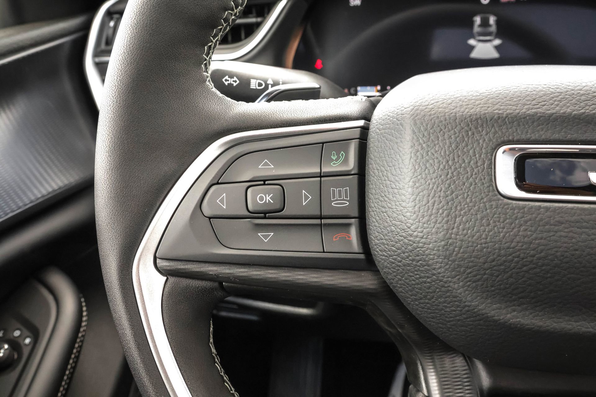 New 2025 Jeep Grand Cherokee Laredo X w/ Luxury Tech Group I image 24