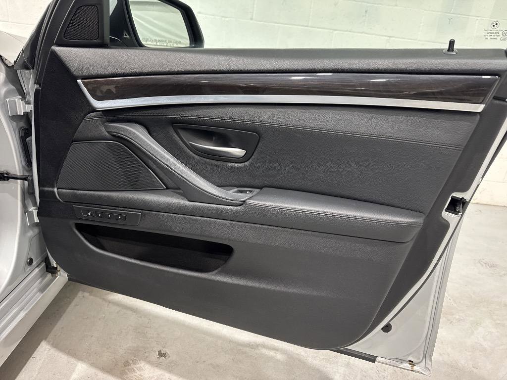 Used 2014 BMW 535i Sedan image 48