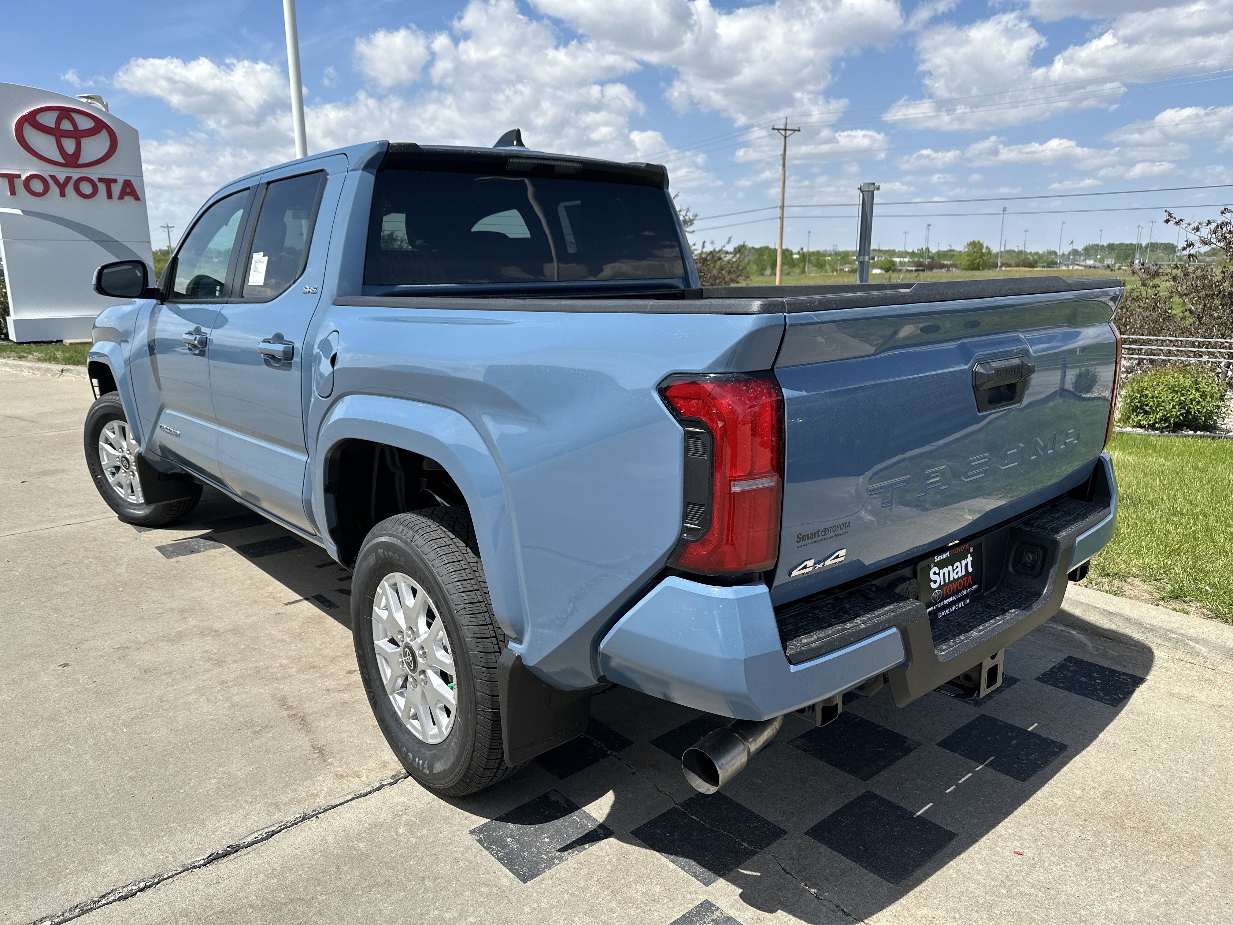 New 2026 Toyota Tacoma SR5 AWD/4WD image 4