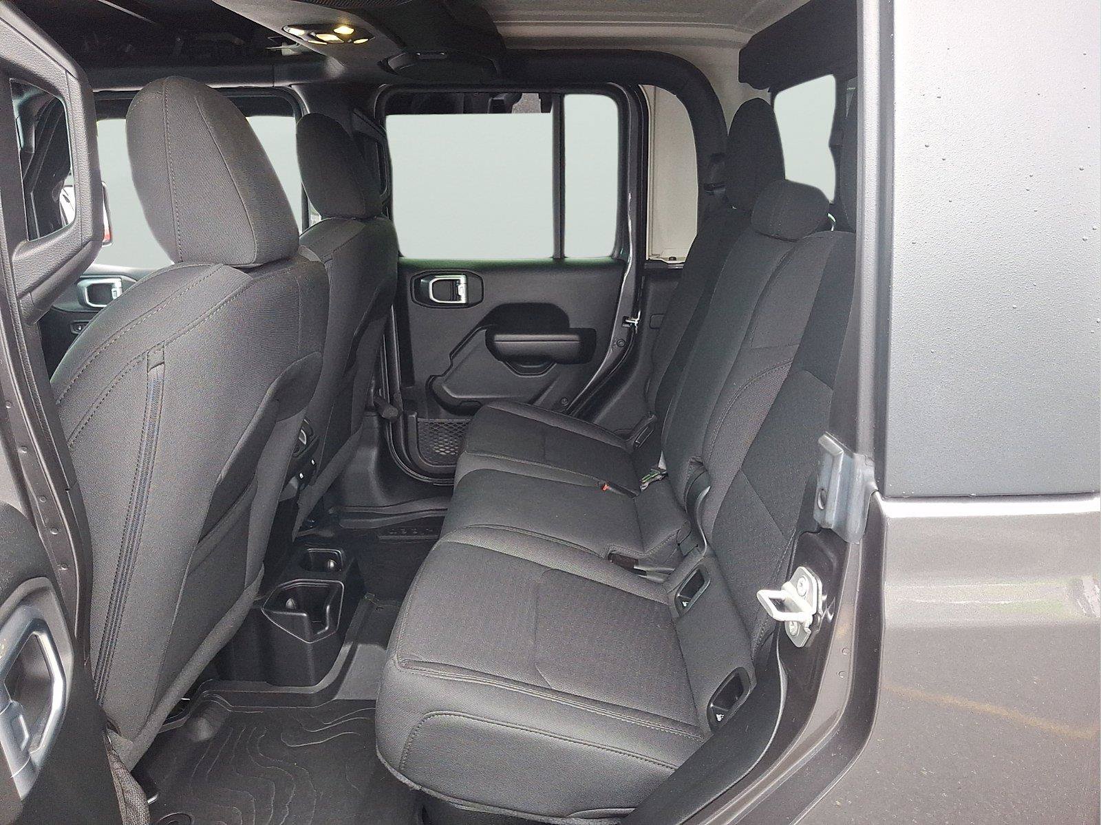 Used 2021 Jeep Gladiator Sport AWD/4WD image 8