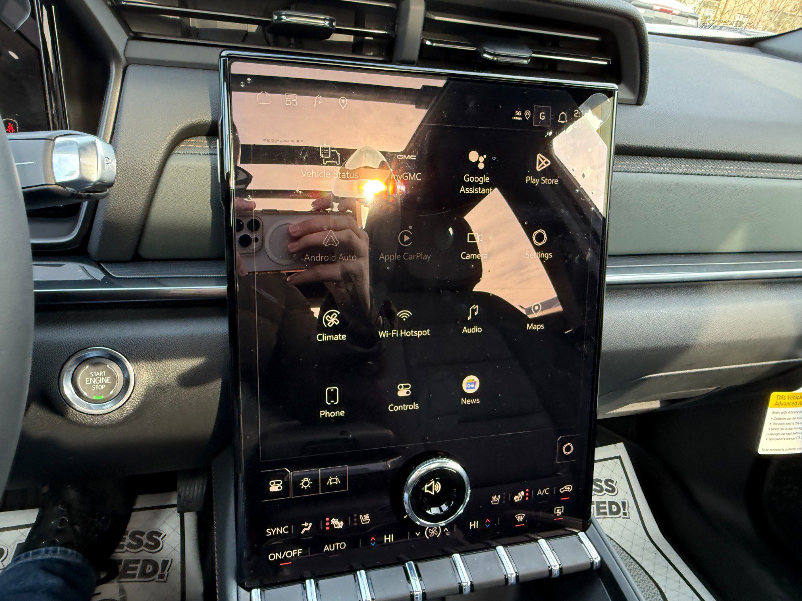 New 2026 GMC Terrain AT4 w/ Convenience Package III image 38