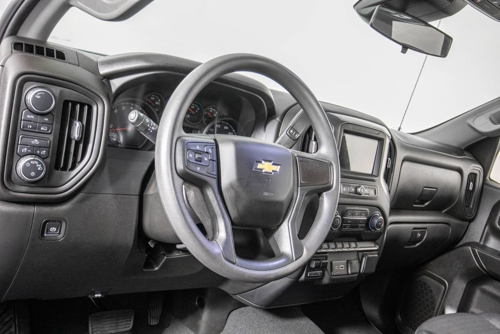 Used 2024 Chevrolet Silverado 1500 Custom AWD/4WD image 15