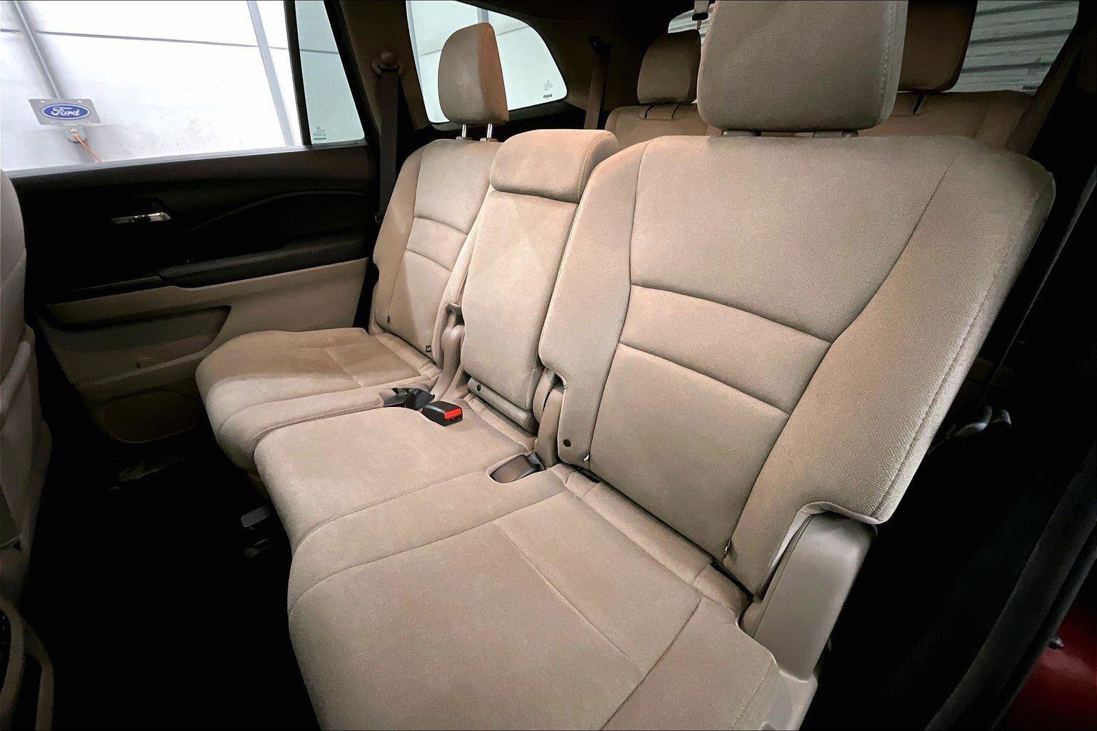 Used 2019 Honda Pilot EX image 25