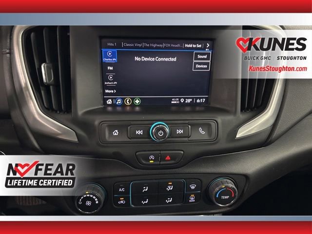 Used 2024 GMC Terrain SLE image 13