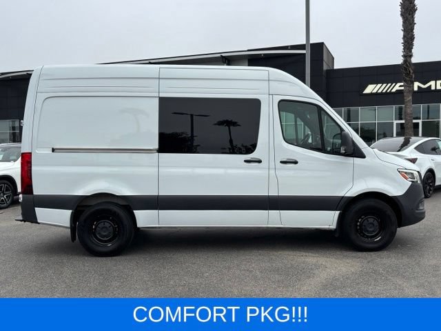 Used 2025 Mercedes-Benz Sprinter 2500 image 3