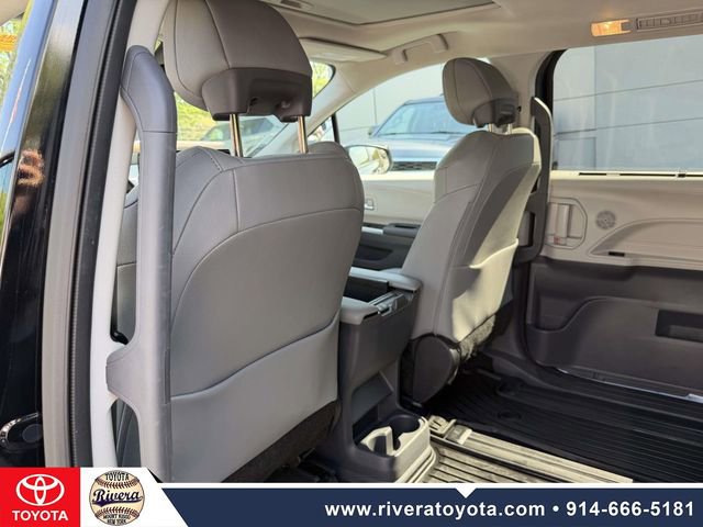 Certified 2023 Toyota Sienna XLE AWD/4WD image 12