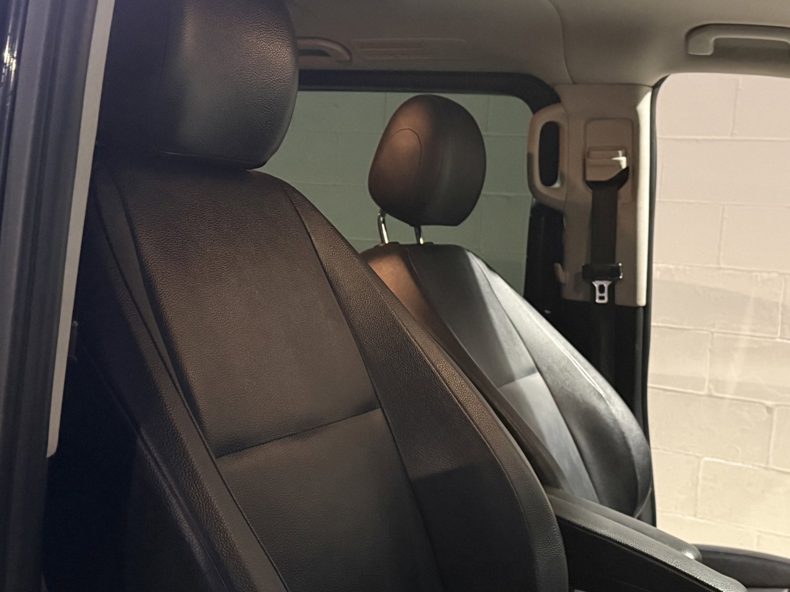 Used 2018 Mercedes-Benz Metris Passenger image 26