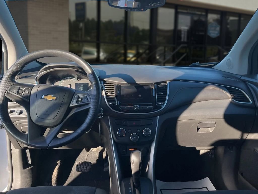 Used 2021 Chevrolet Trax LS w/ Tint and Cruise Package image 31