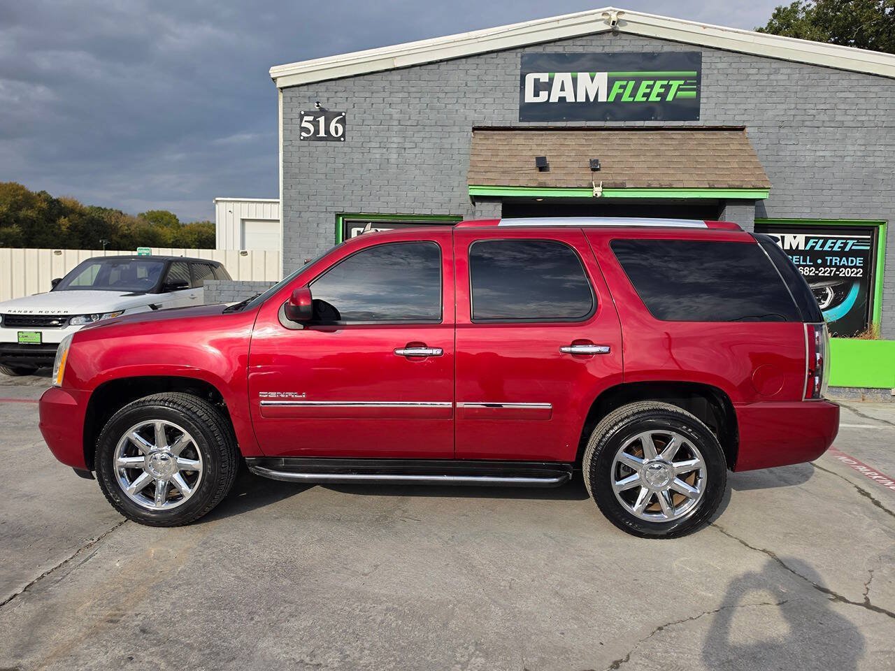Used 2014 GMC Yukon Denali RWD image 13