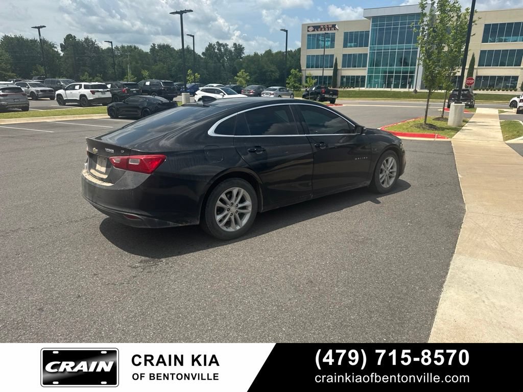 Used 2018 Chevrolet Malibu LT FWD image 34