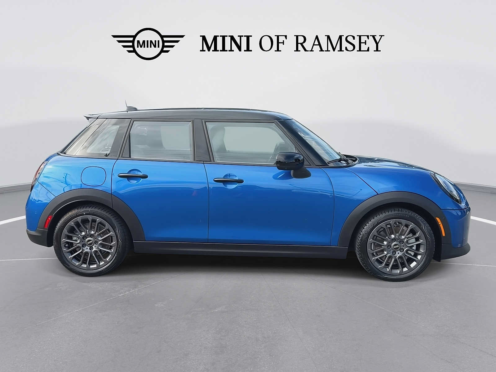 Used 2026 MINI Cooper S FWD image 9