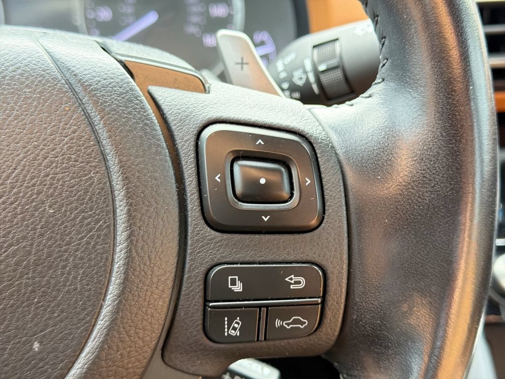 Certified 2022 Lexus IS 300 w/ Accessory Package RWD image 27