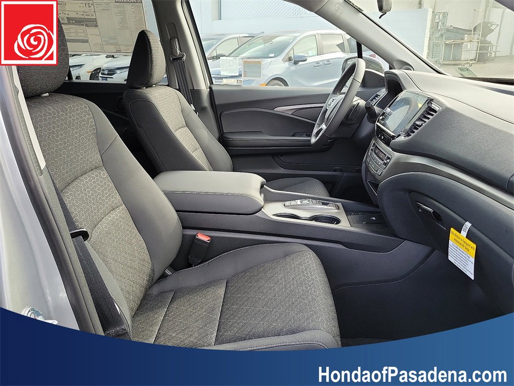 New 2025 Honda Ridgeline Sport image 12
