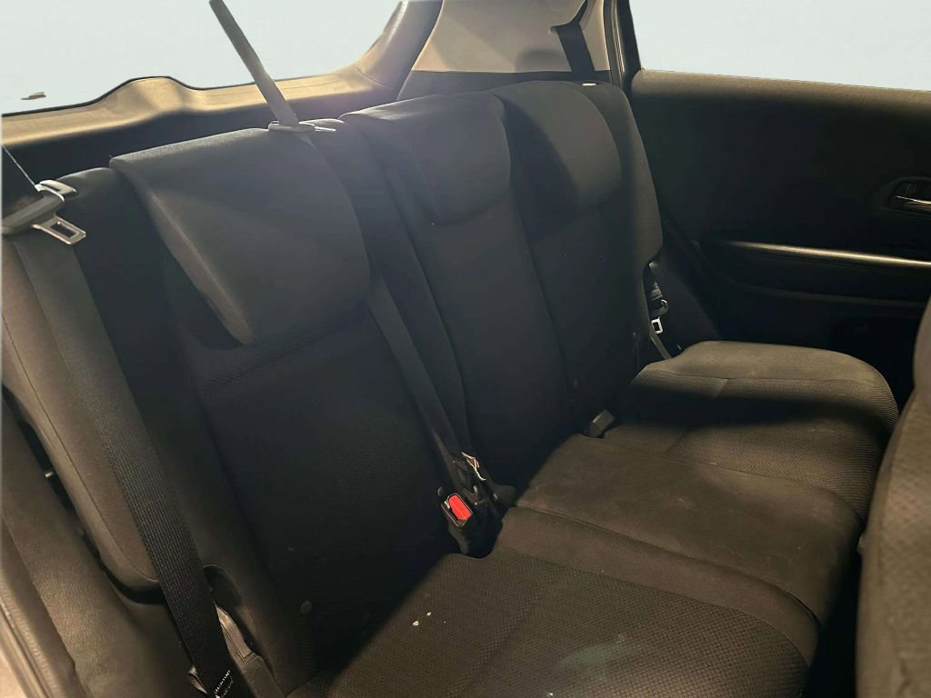 Used 2016 Honda HR-V LX image 24