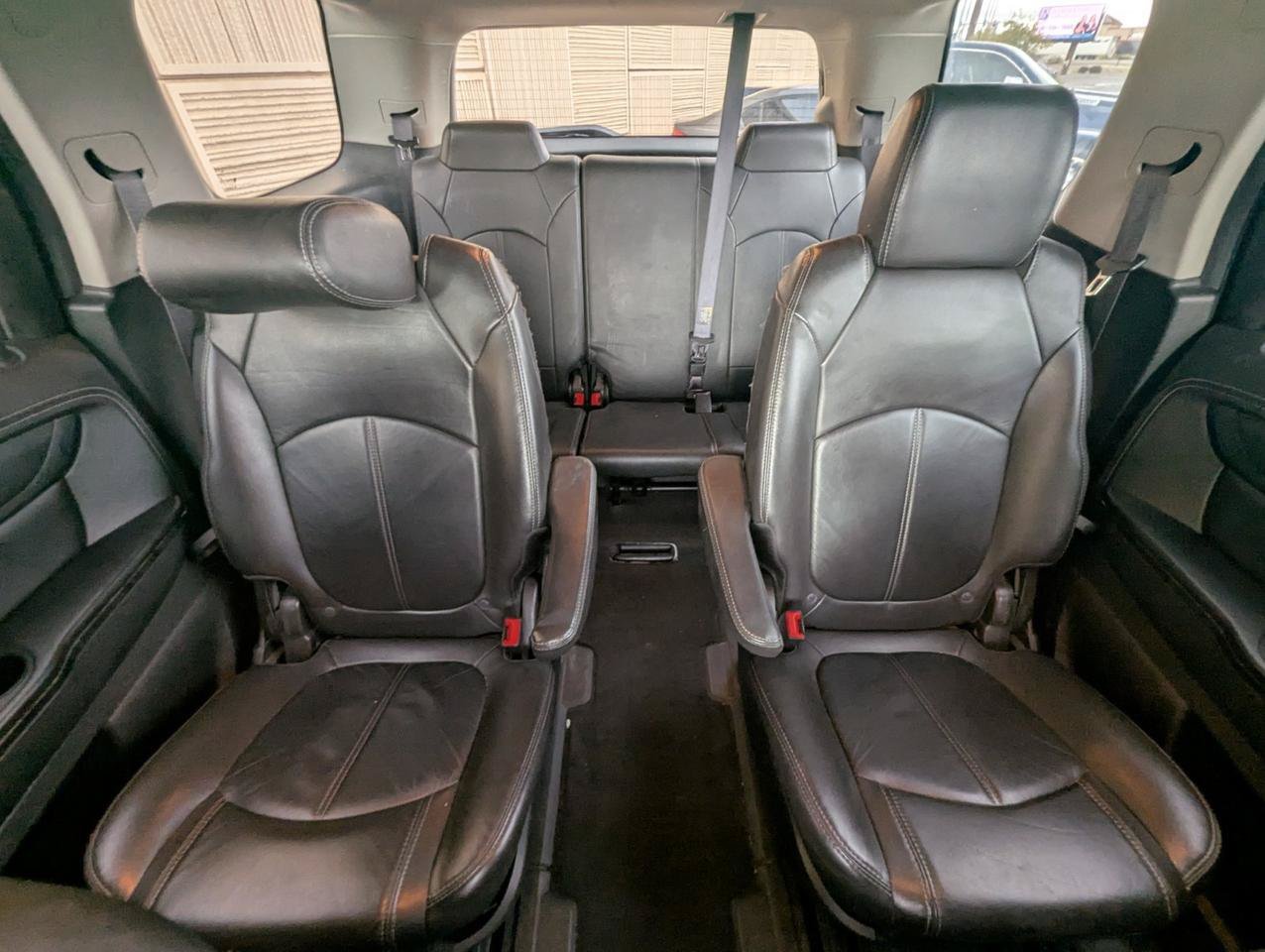 Used 2015 GMC Acadia SLT w/ Open Road Package AWD/4WD image 19