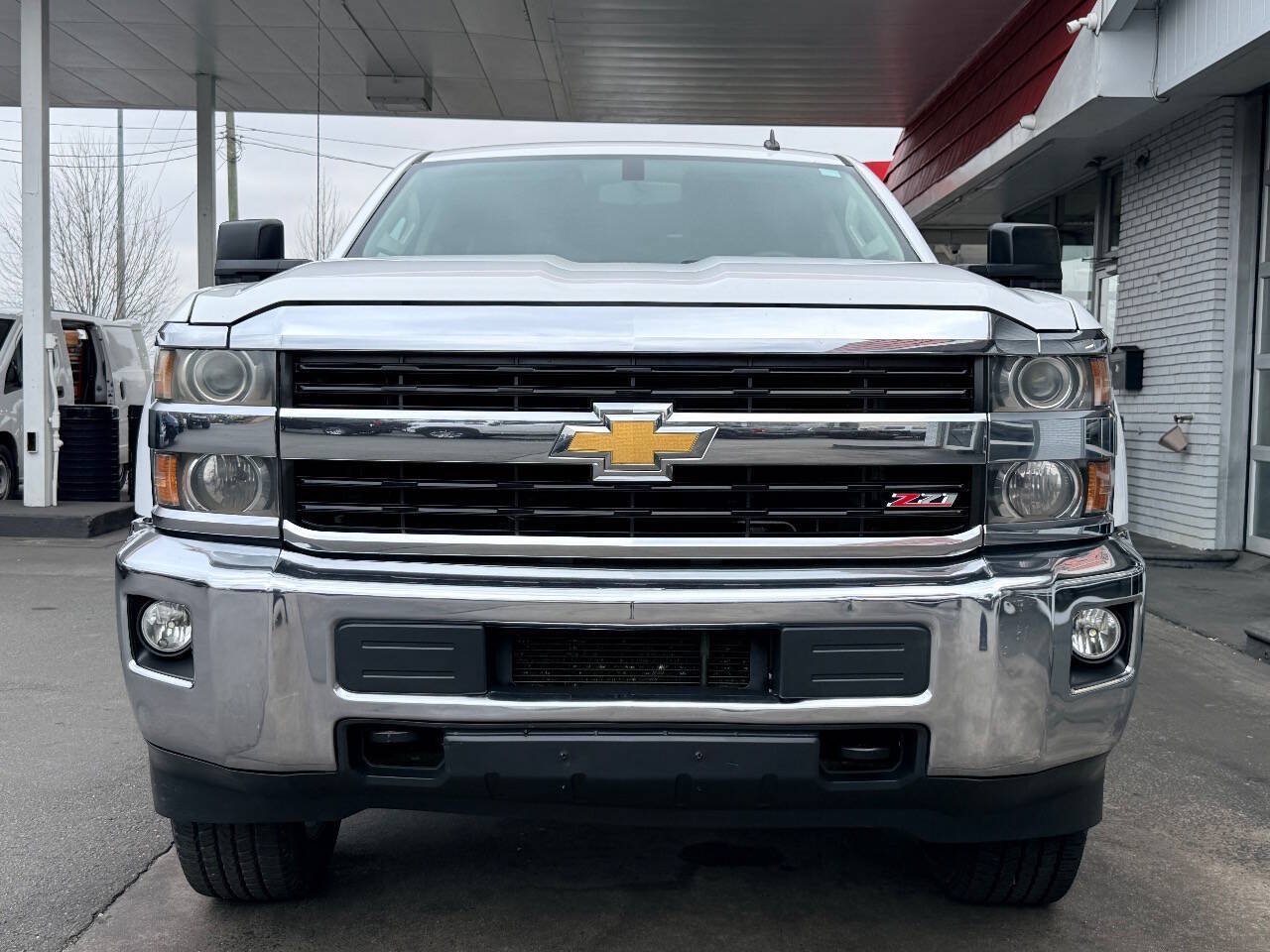 Used 2015 Chevrolet Silverado 2500 LT w/ LT Convenience Package AWD/4WD image 7