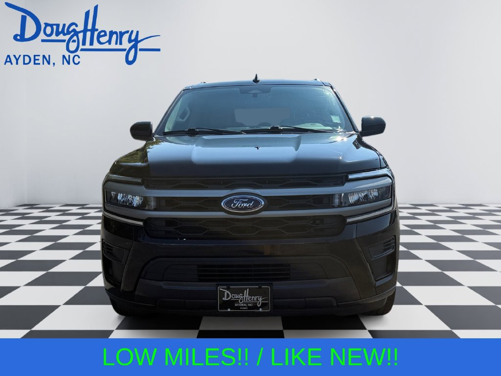 Used 2024 Ford Expedition XLT AWD/4WD image 8