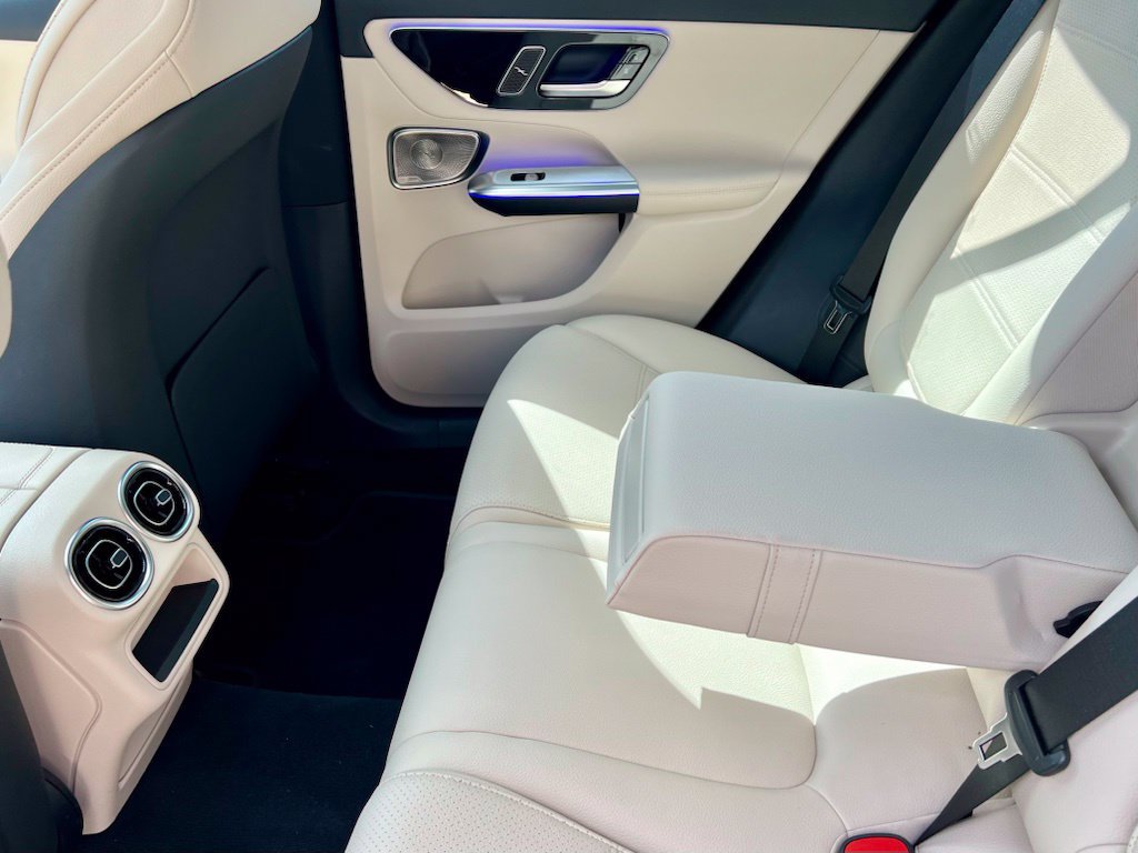 Certified 2026 Mercedes-Benz GLC 300 4MATIC image 19