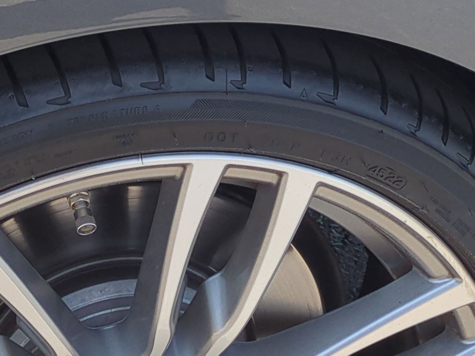 Used 2016 BMW 340i Sedan image 12