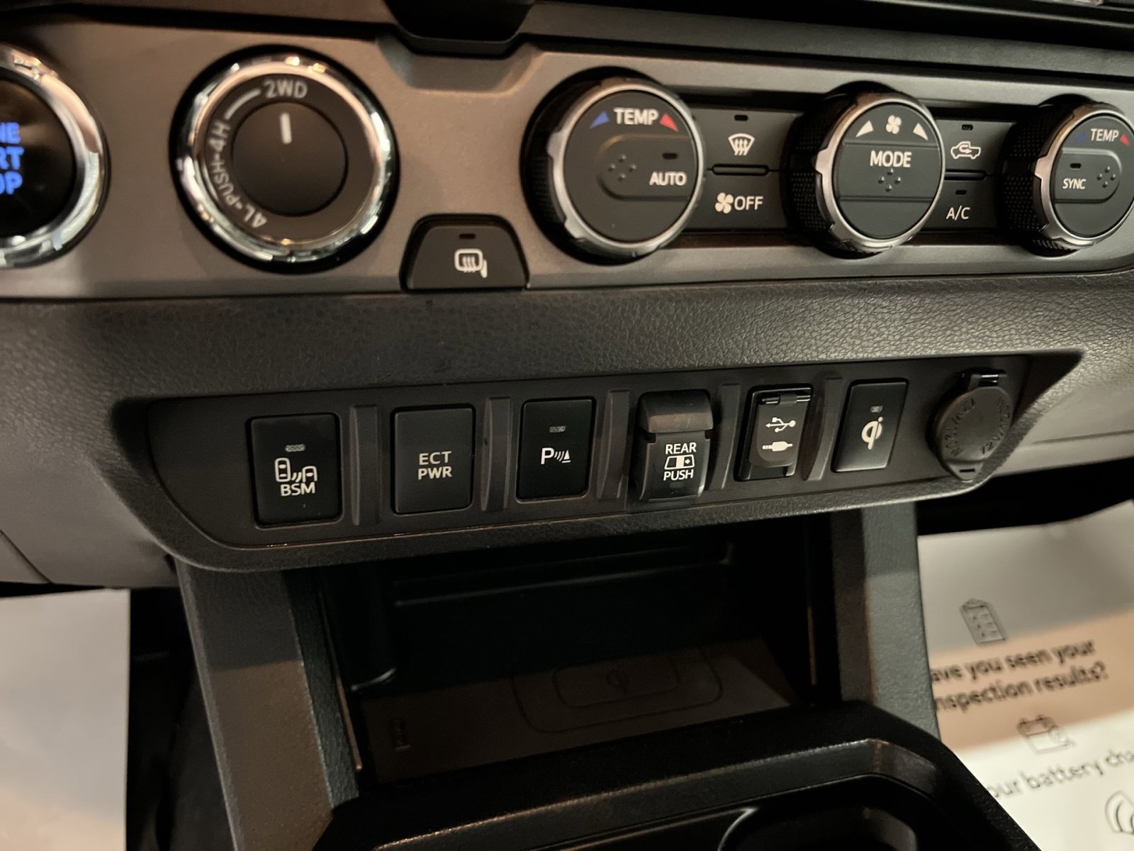 Used 2019 Toyota Tacoma TRD Sport image 27