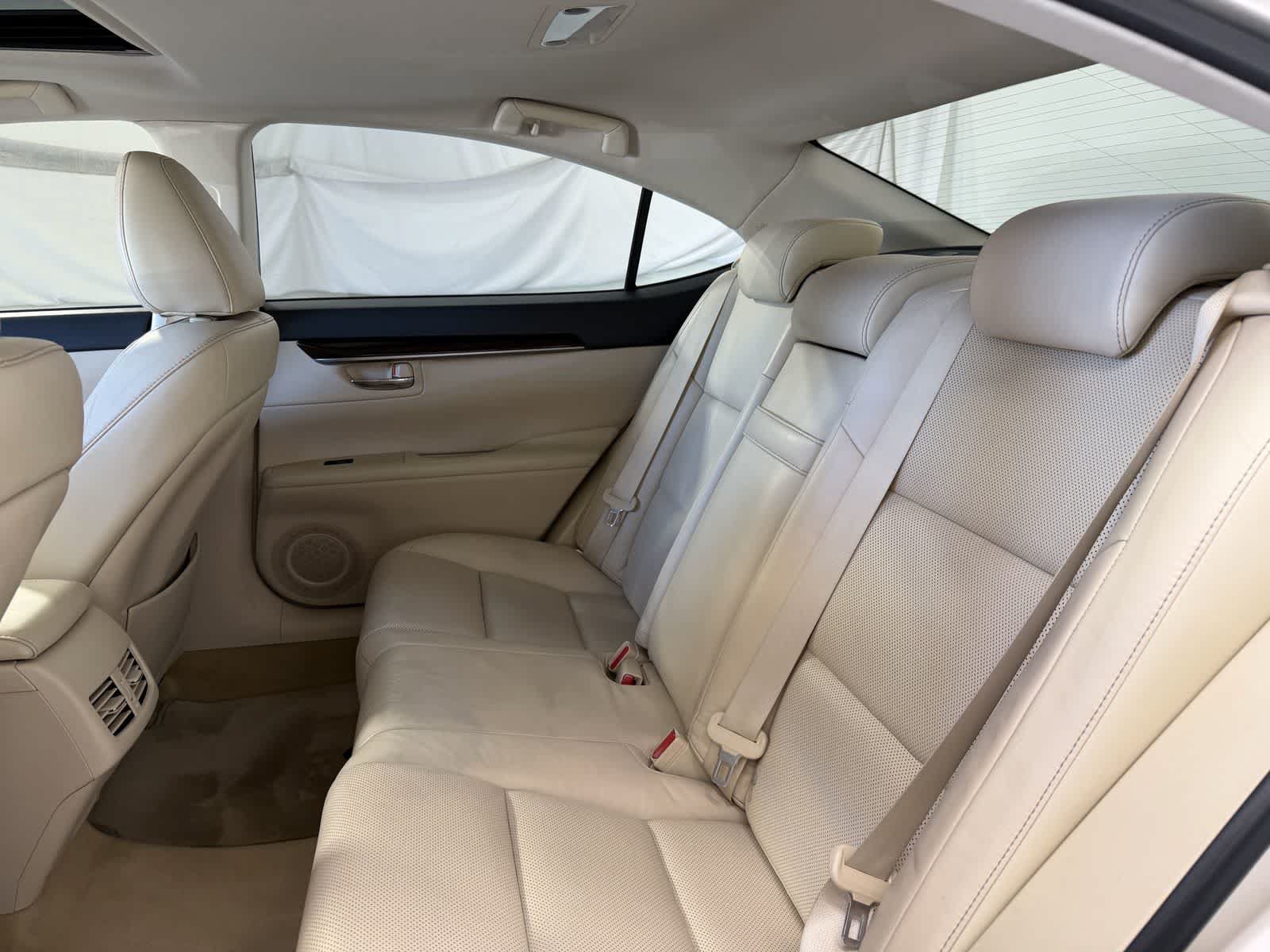 Used 2013 Lexus ES 350 w/ Luxury Pkg FWD image 10