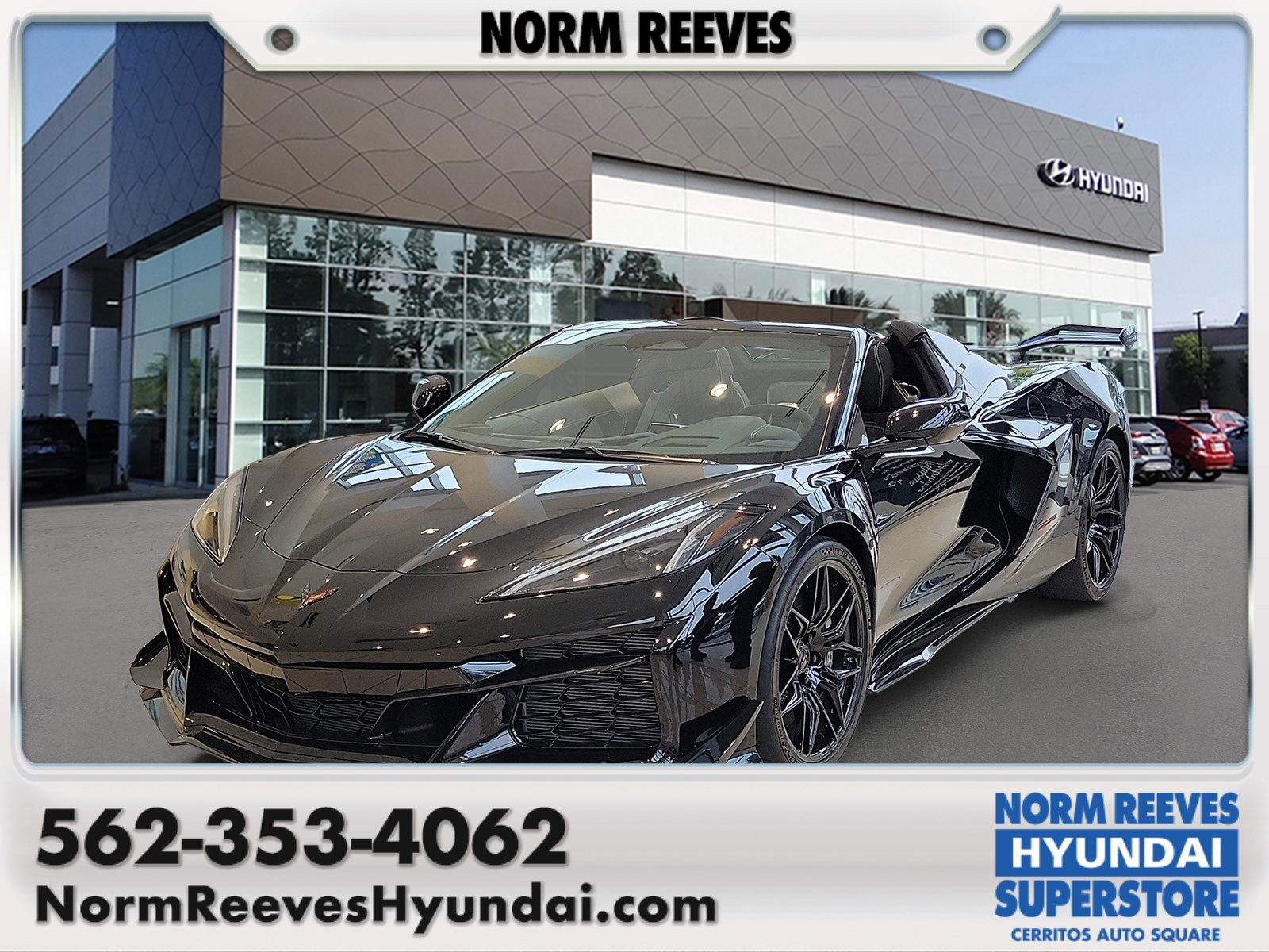 Used 2024 Chevrolet Corvette Z06 w/ Z07 Performance Package RWD image 1