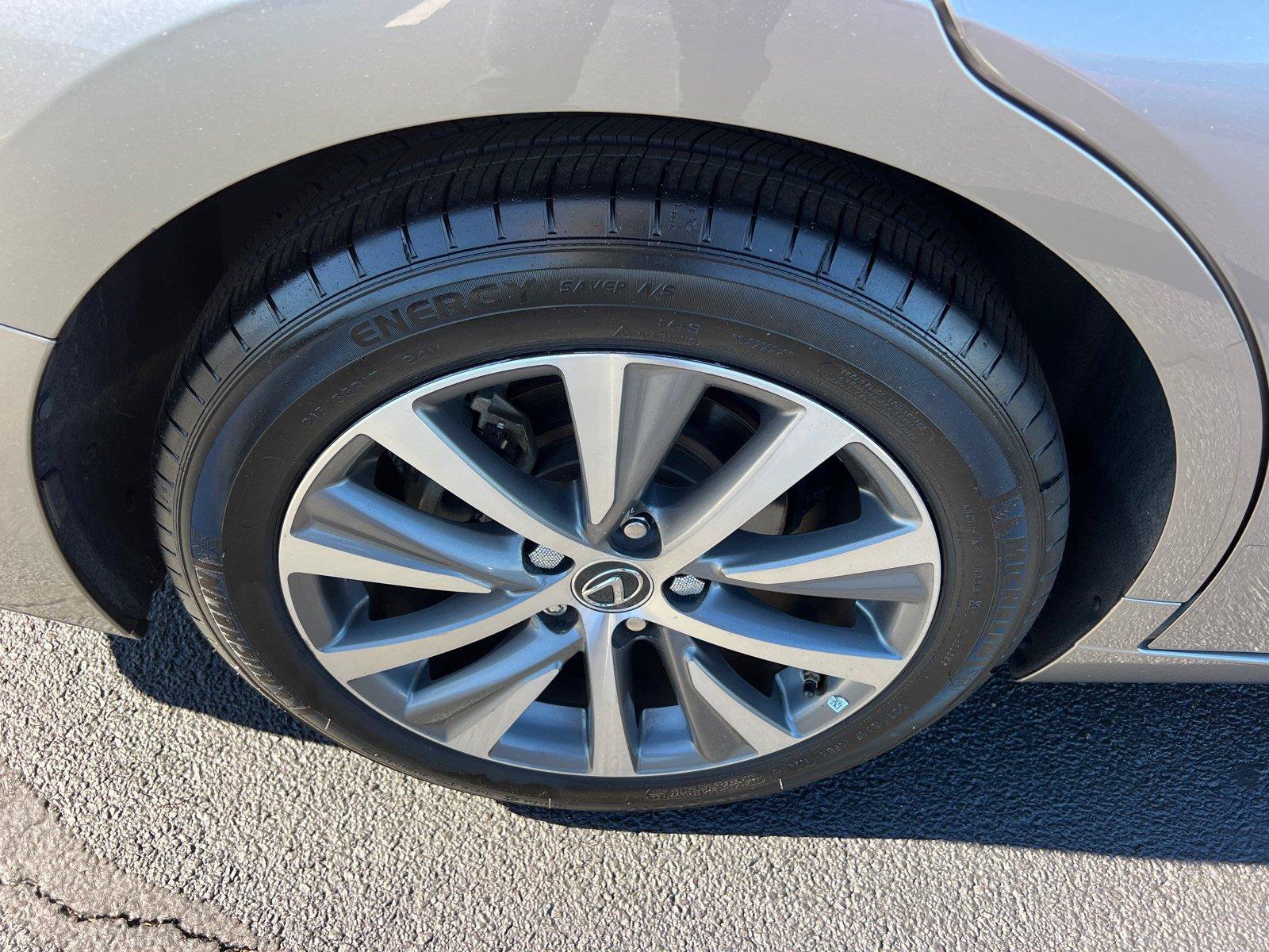Used 2019 Lexus ES 350 w/ Accessory Package FWD image 17