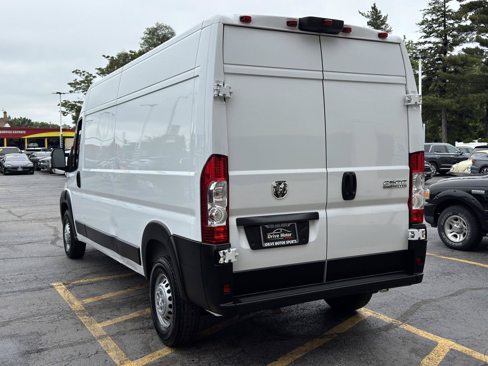 Used 2025 RAM ProMaster 2500 w/ Convenience Group FWD image 5