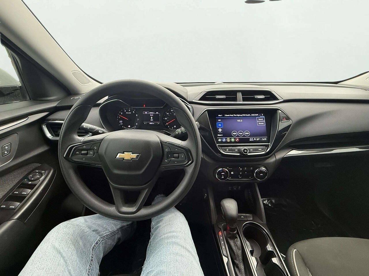 Used 2022 Chevrolet TrailBlazer LT w/ Convenience Package FWD image 15