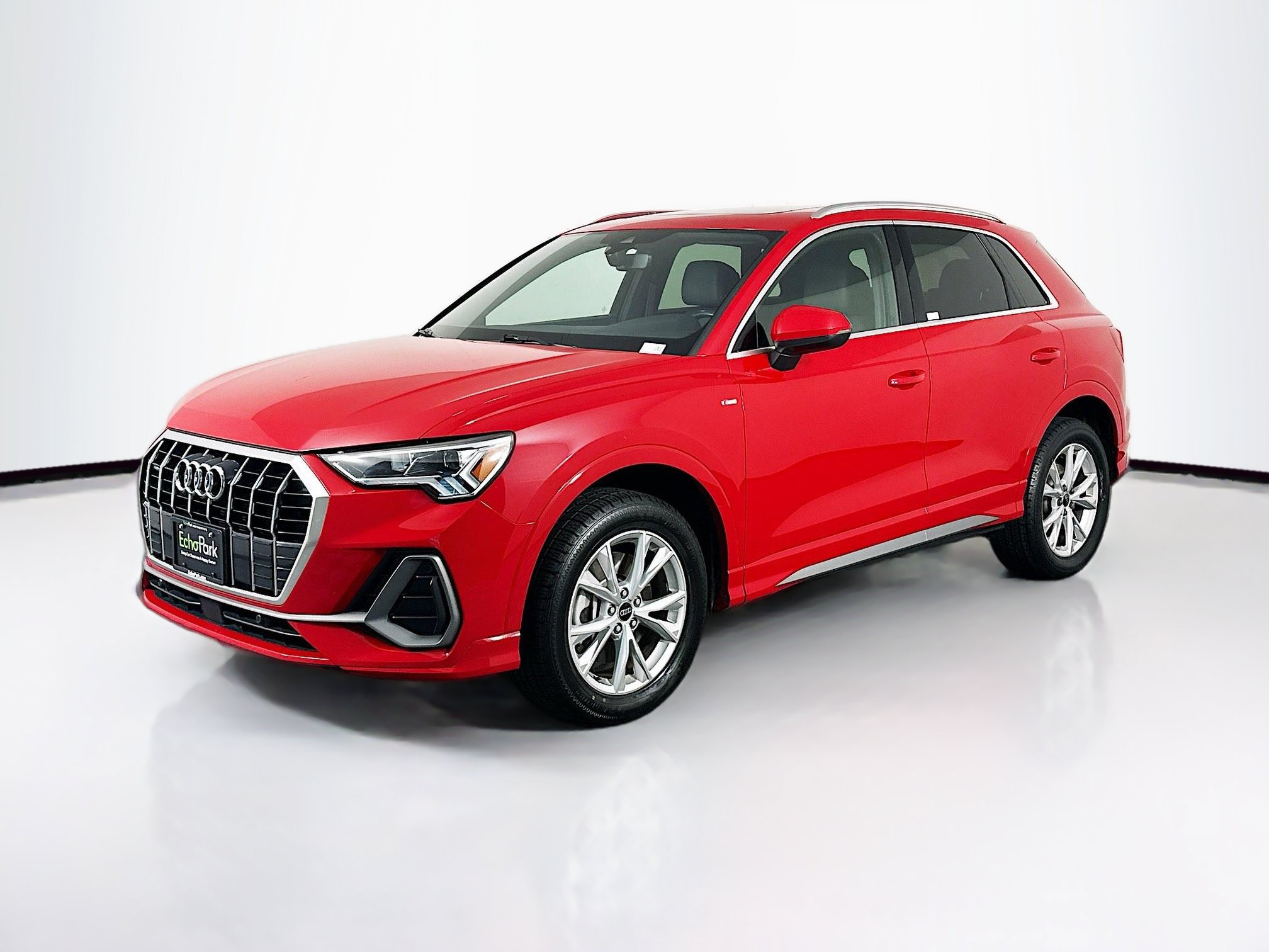 Used 2024 Audi Q3 2.0T Premium AWD/4WD image 3