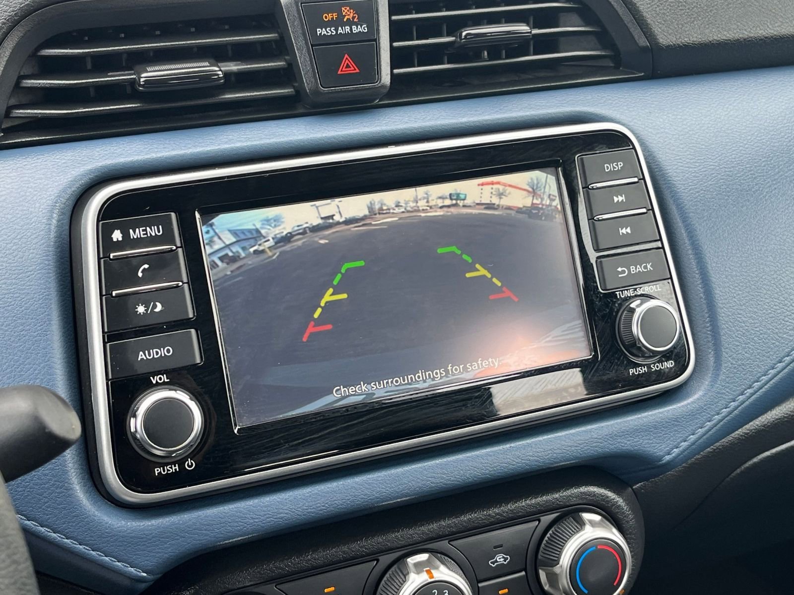 Used 2025 Nissan Versa SV image 22