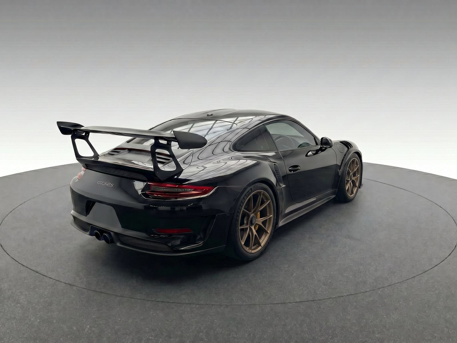 Used 2019 Porsche 911 GT3 RS RWD image 8