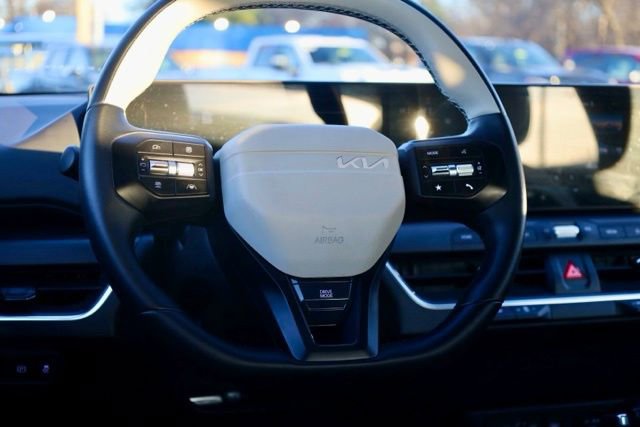 Used 2025 Kia K4 GT-Line w/ GT-Line Premium Package image 31